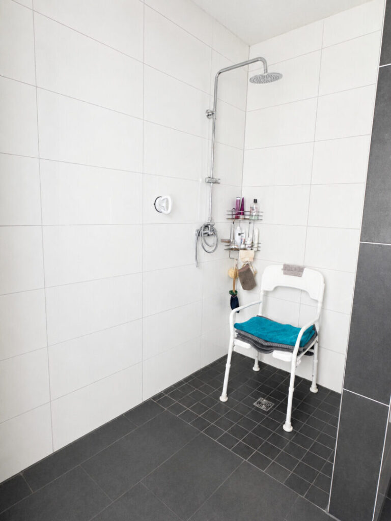 Bad mit Dusche