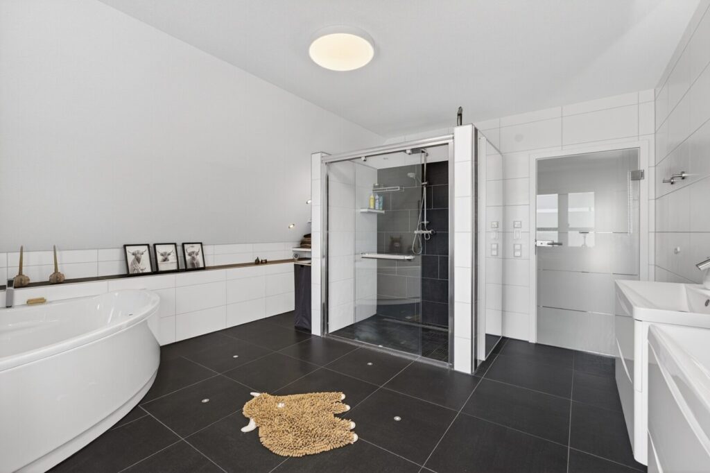 Badezimmer OG